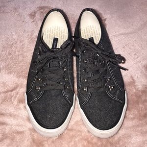 Tommy Hilfiger sneakers